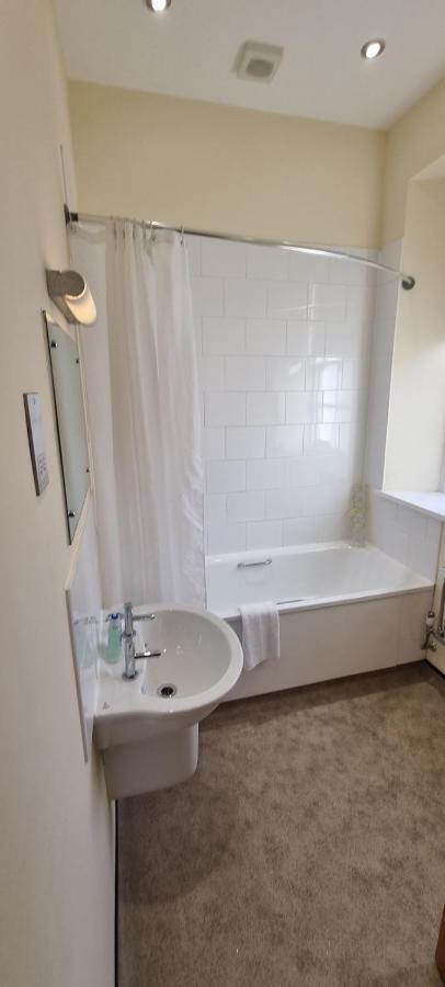 Ecclefechan Hotel Εξωτερικό φωτογραφία