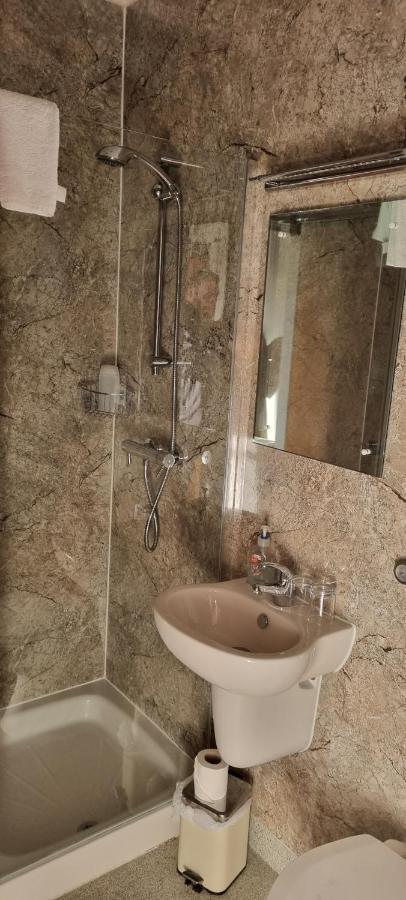 Ecclefechan Hotel Εξωτερικό φωτογραφία